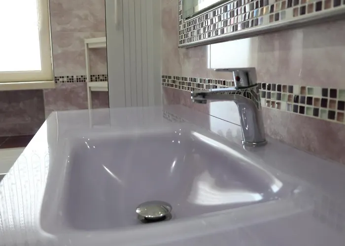 Francesco Fly Couette-café