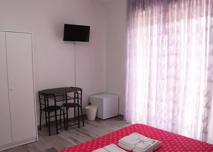 Francesco Fly 4* Naples