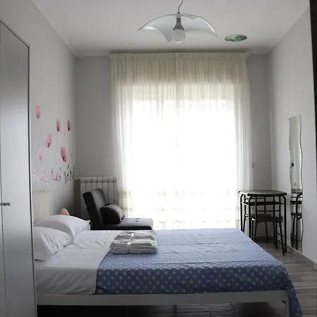 Francesco Fly 4* Νάπολη